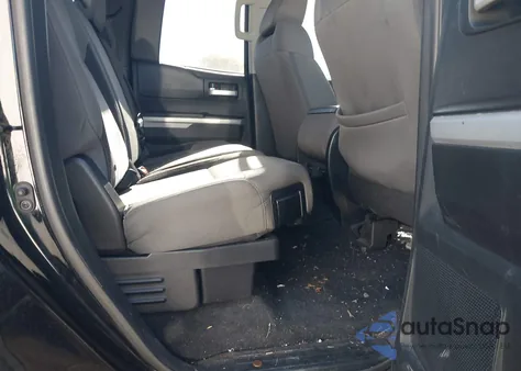 2017 Toyota Tundra Sr5 5.7L V8 z USA, uszkodzony, nr VIN 5TFUW5F12HX672352